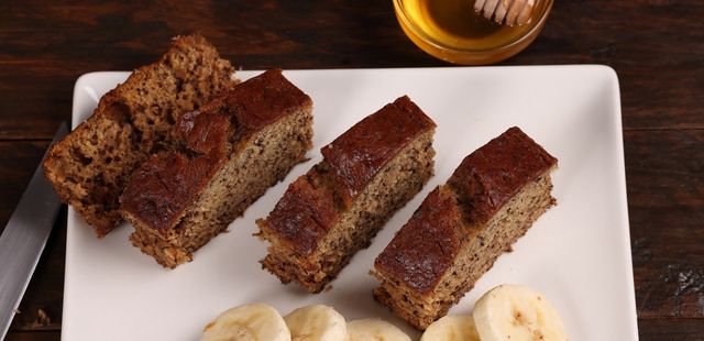 Bolo de banana: aproveite as banana maduras com sabor