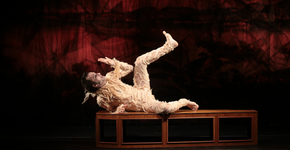 Foto: (Reprodução site oficial Teatro Uol / Alex Silva Jr.)