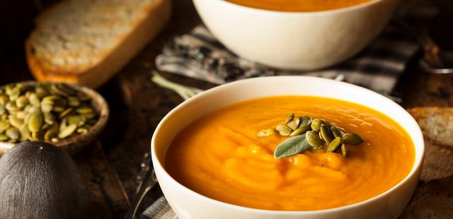 Sopa detox de abóbora: sabor e saúde em cada colherada