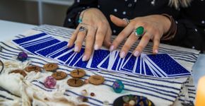 Baralho cigano: 3 cartas que podem indicar sorte inesperada