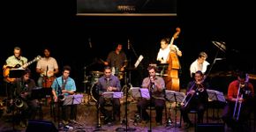 Projeto Coisa Fina se apresenta no Teatro da Vila