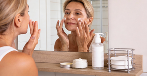 Autocuidado em casa ou estética moderna qual escolher?
