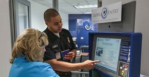 Foto: (Josh Denmark/ US Customs and Border Protection)
