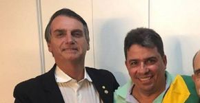 Bolsonaro foi cabo eleitoral do amigo com salário de R$ 50 mil