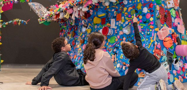 Exposição ‘Para crianças: experiências com arte desde 1968’
