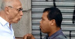 Para evitar violência policial, Eduardo Suplicy discute com PMs em SP
