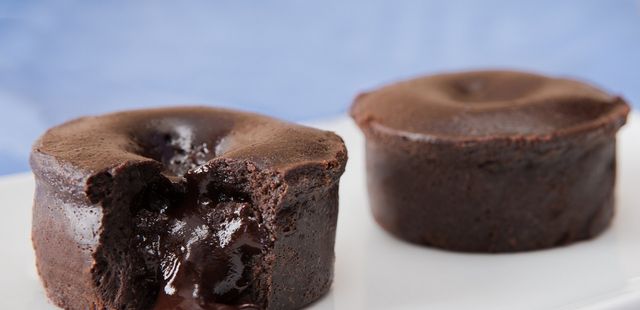 Aprenda a fazer um petit gateau maravilhoso de forma bem fácil