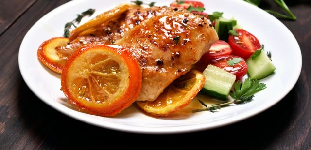 Filé de frango ao molho de laranja em minutos