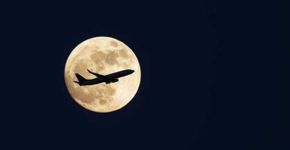 Comprar passagens aéreas de madrugada é mais barato? Veja dicas