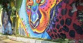Um passeio pelo mural de grafite na 23 de Maio