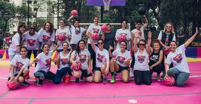 Magic Minas: o coletivo de basquete feminino que há 10 anos ocupa quadras e transforma o esporte em rede de afeto