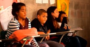 Em escola em São Paulo, crianças resolvem conflitos em assembleia