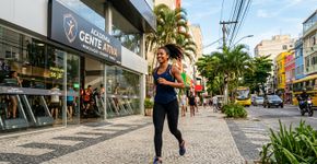 Optar por caminhar em vez de frequentar a academia traz grandes benefícios, porém isso só é efetivo se o exercício durar no mínimo 30 minutos ininterruptos, mantendo um ritmo firme de 5 km/h