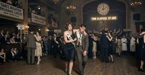 Uma febre de dança nos anos 1920 transformou salões em competições nas quais casais tentavam permanecer em movimento por semanas