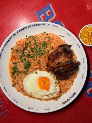 Arroz caldoso de costela com demi glacê e ovo frito (R$ 52,90)
