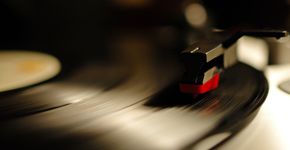 Conheça o ‘Roda de Vitrola’, portal de classificados exclusivo de discos de vinil