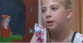 Intolerante à luz solar, menina visita Safári durante a noite
