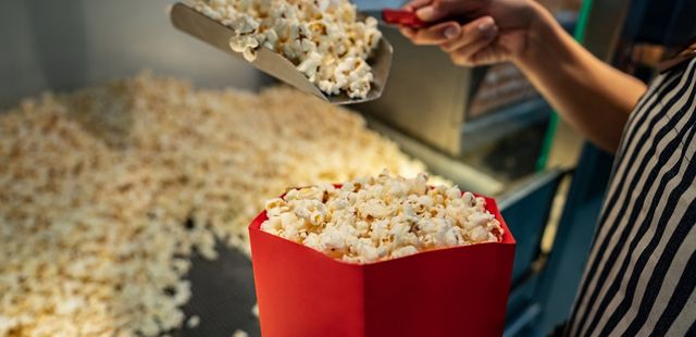 Pipoca de cinema: crocante e deliciosa em casa!