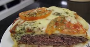 2 em 1: aprenda a fazer uma Pizza Burger