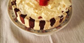 Aprenda a fazer uma torta de Bis com sorvete