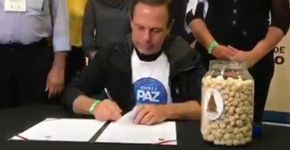 MP vai investigar ‘farinha’ que Doria quer distribuir em escolas