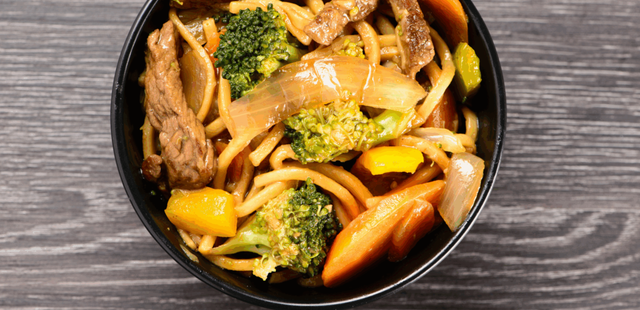 Yakissoba de carne melhor que o de restaurante