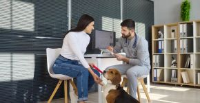 Pet idoso: 7 perguntas para fazer ao veterinário antes de mudar a alimentação