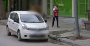Carro do Google faz um de seus registros acidentais mais fofos
