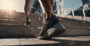 Como treinar na escada transforma seu corpo sem academia