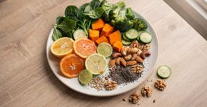 Os alimentos mais importantes para pele firme e cabelo forte
