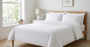 A roupa de cama não deve ser trocada a cada duas semanas nem uma vez por mês, veja qual é o intervalo ideal para fazer a troca