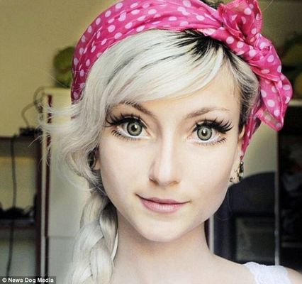 'Barbie' brasileira diz que pessoas se assustam com sua aparência 