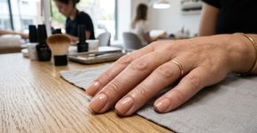 Manicure russa: a técnica para unhas impecáveis que está conquistando os salões