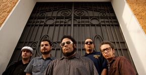 Mini-doc registra 10 anos da banda BNegão e Seletores de Frequência
