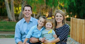 ‘Raising Ryland’, doc retrata apoio de pais ao filho transgênero
