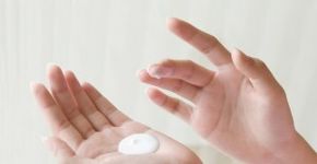 3 tipos de hidratantes corporais para fazer em casa