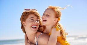 Como evitar água no ouvido: 4 dicas para curtir praia e piscina sem riscos