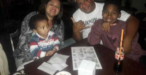 Mãe faz petição e vence discriminação contra filhos adotivos