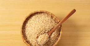 Dia do arroz: 8 benefícios da versão integral para a saúde