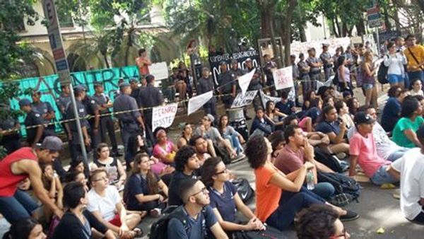 Aula pública ocorrida nesta quinta-feira em Pinheiros 