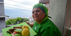 Projeto Favela Orgânica ensina pessoas a aproveitarem os alimentos em sua totalidade