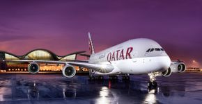 Qatar Airways está contratando brasileiros para voar pelo mundo inteiro
