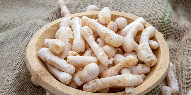 Featured main: Quer um lanche da tarde leve? Aprenda essa receita fácil de biscoito de polvilho