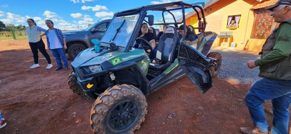 Passeios ocorrem a bordo de veículos 4x4