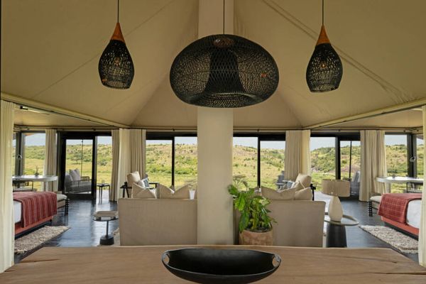 As tendas do Mahali Mzuri são espaçosas e luxuosas
