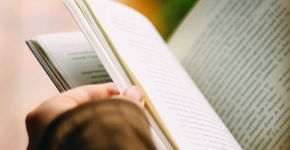 Sábado é dia de literatura