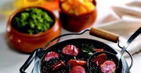 Oficina gratuita ensina a fazer feijoada
