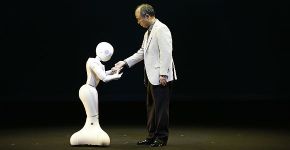 Japoneses criam robô com ‘coração’ que entende as emoções humanas