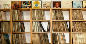 Discoteca Pública tem 14 mil discos em Belo Horizonte