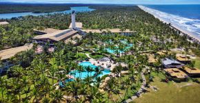 Resort na Bahia leva as malas do avião direto ao quarto
